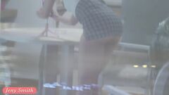 播放 窥视汤姆通过窗户捕获独奏俄罗斯自慰自拍照