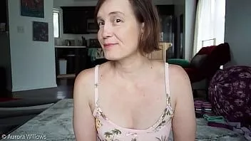 Reproduzir Alongamento em shorts sensuais, como meu cameltoe?