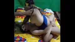 Putar Tantangan Seks Saudara Tiri: Bercinta Intens Setelah Minum