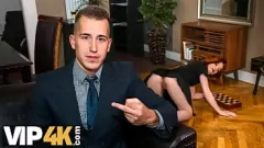 تشغيل HUNT4K: ذات الشعر الأحمر لوتي ماجني ذات الكعب العالي تخسر رهان الشطرنج وتحصل على الجنس أمام ديوثها