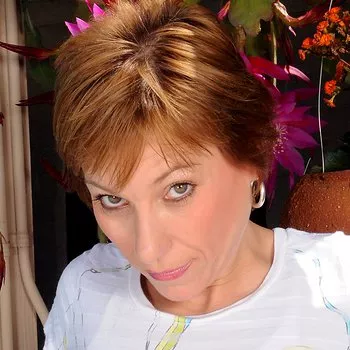 পর্নস্টার Gemma More