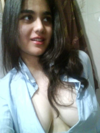ポルノスター Desi Girl