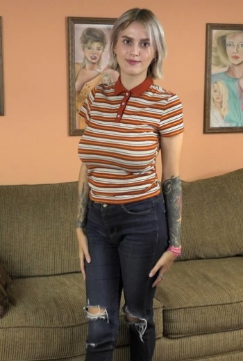 色情明星 Tina Ray