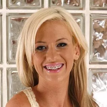 Porno Yıldızı Kaylee Hilton
