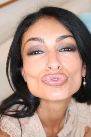 Pornoster Persia Pele